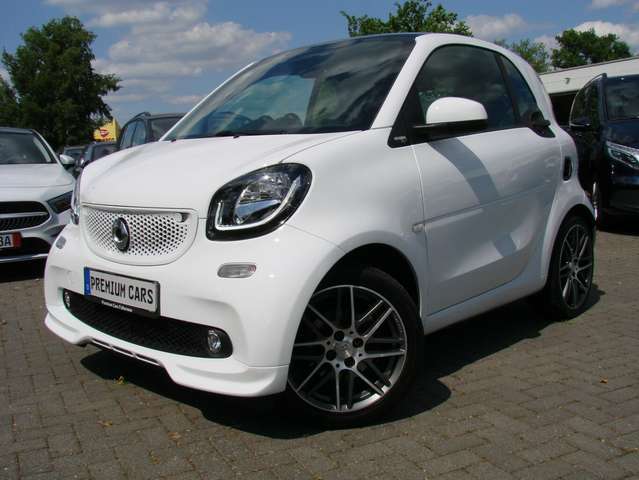 smart forTwo BRABUS Style JBL Kamera Navi Panorama