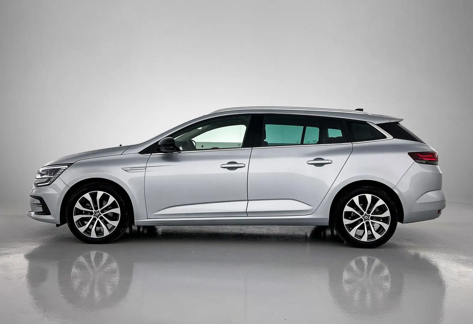 Renault Megane Estate 1.3 TCe 140PK Techno | Automaat | Trekhaak Grijs - 2