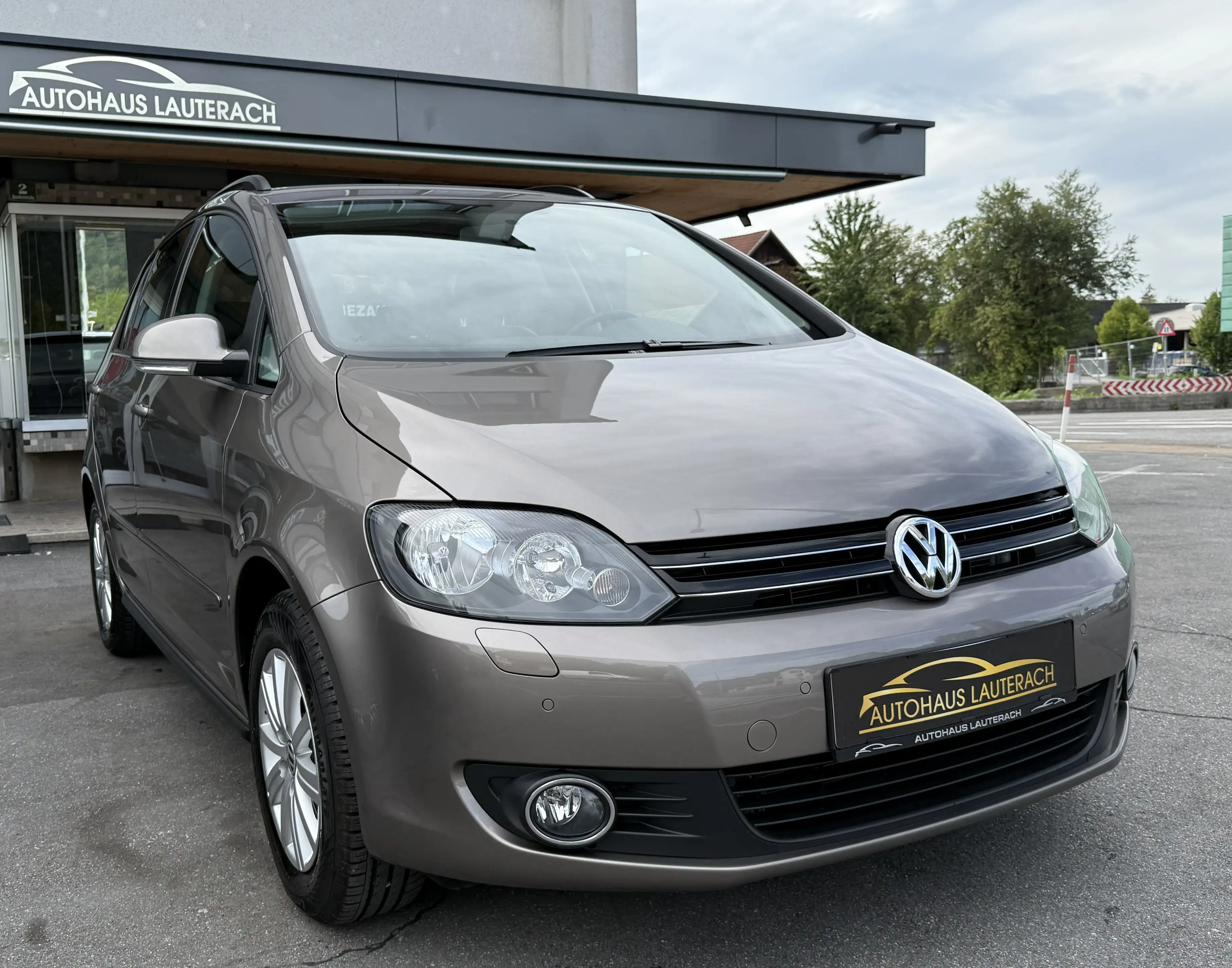 Volkswagen Golf Plus 1,2 TSI DSG *13.100KM *1.BESITZ *TOP ZUSTAND — photo 3