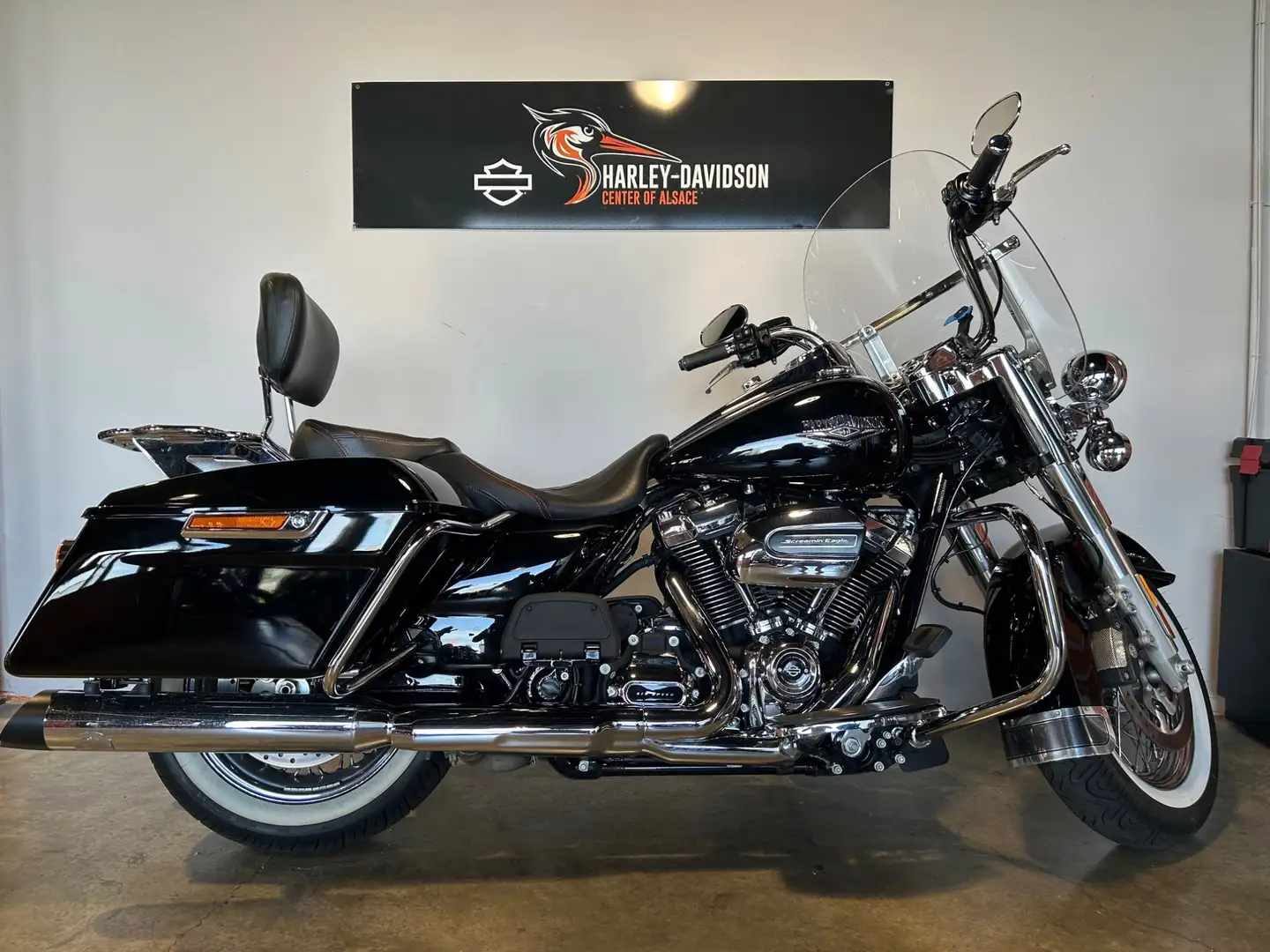 Harley-Davidson Road King - 1