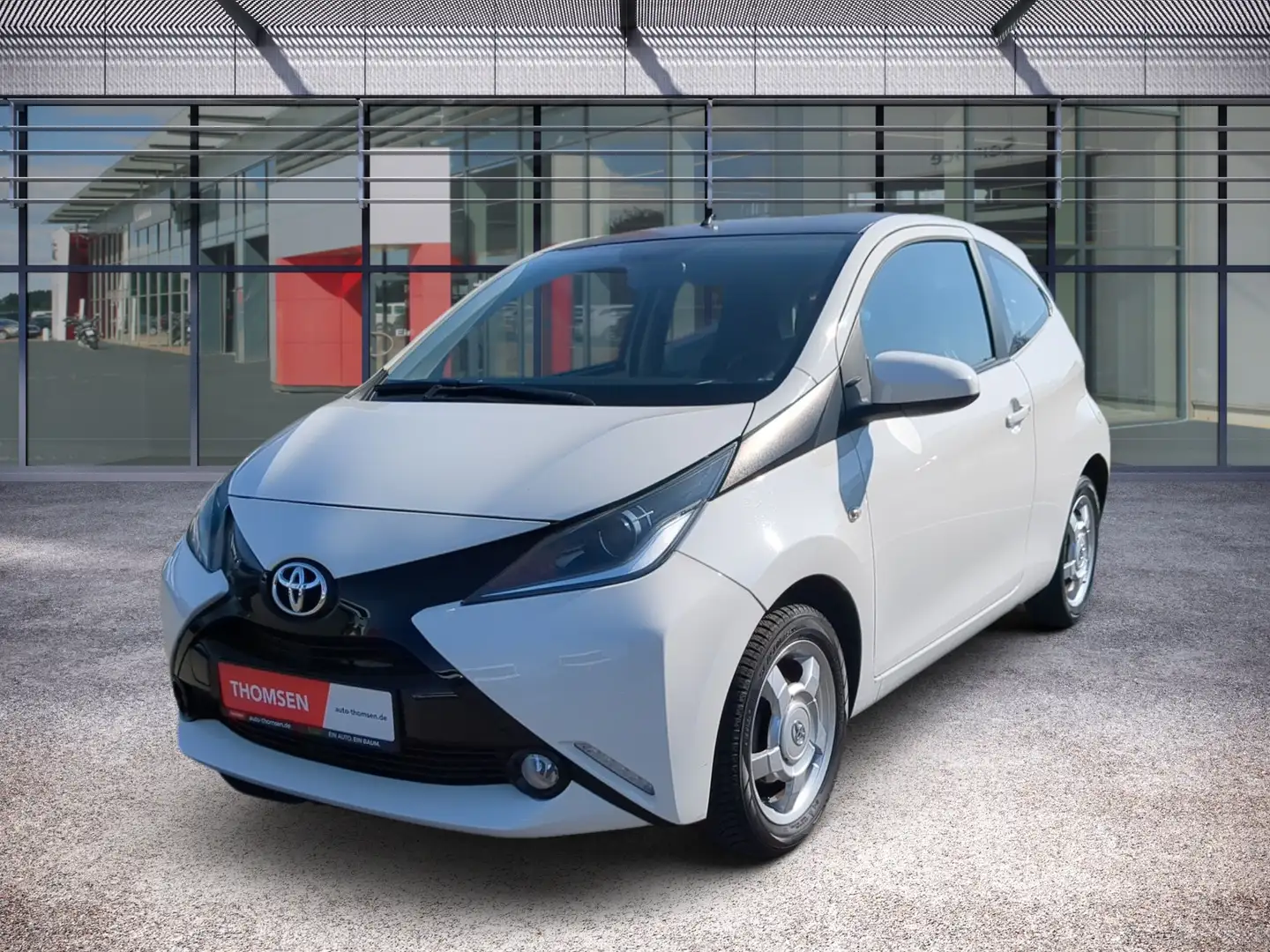Toyota Aygo 1.0 x-play touch Kamera LM BC BTH Klima White - 2