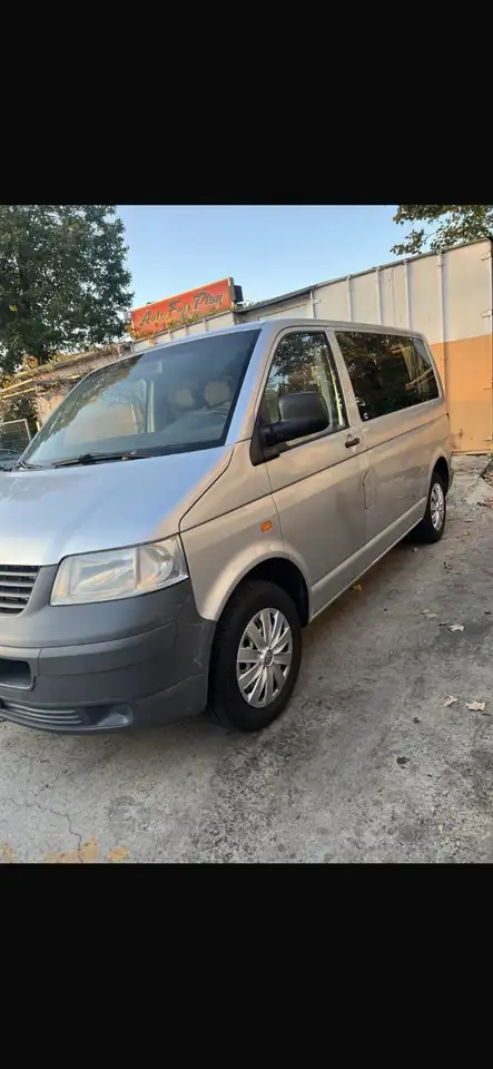 Volkswagen T5 Kombi
