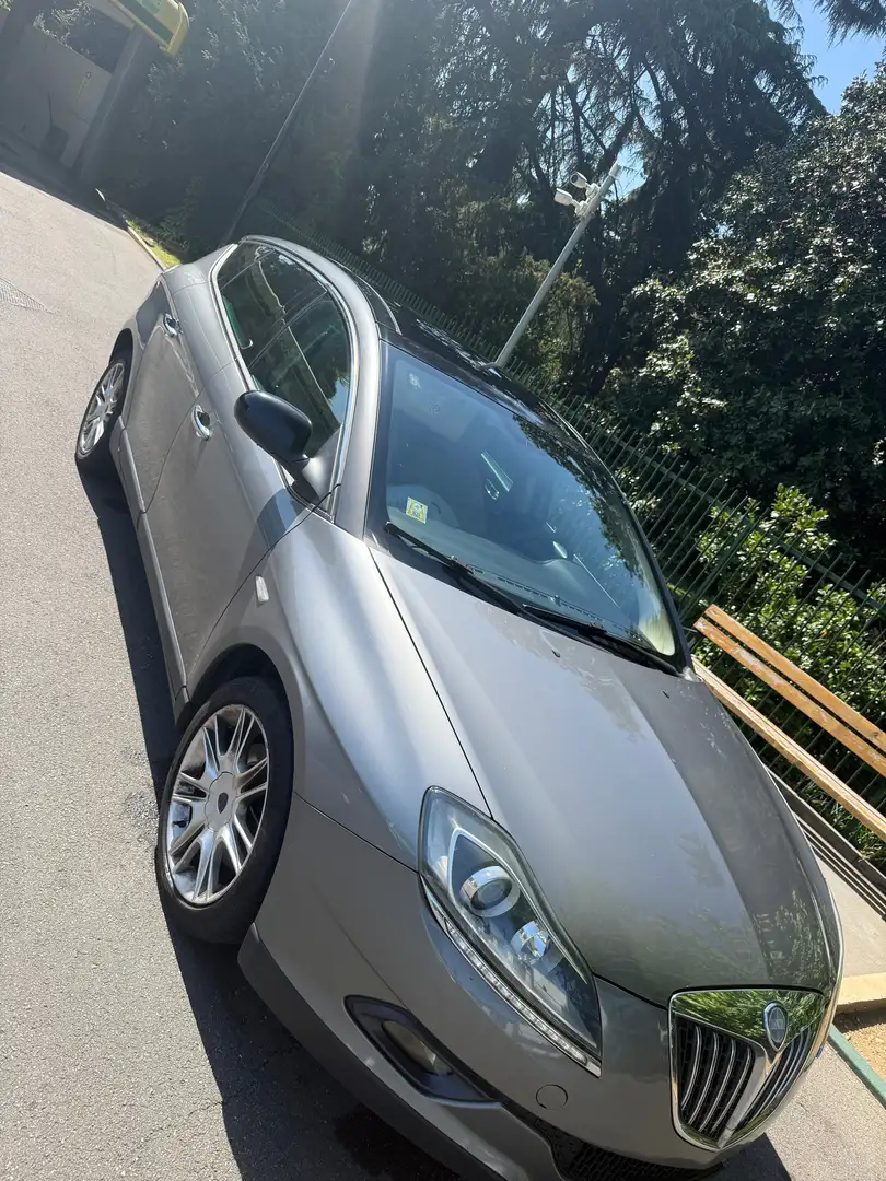 Lancia Delta Delta III 2008 2.0 mjt Argento 165cv dpf Stříbrná - 1