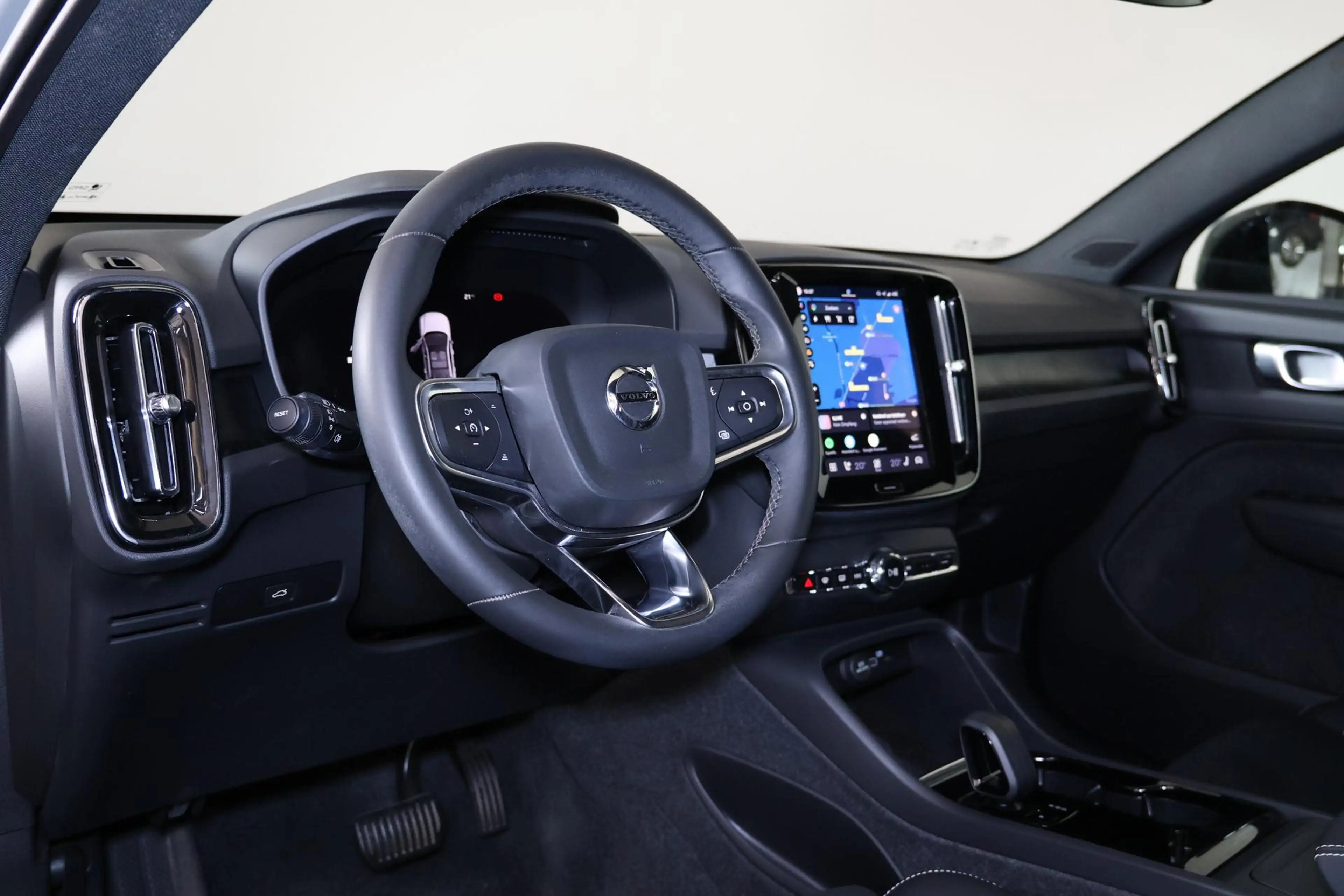 Volvo C40 Extended Range Plus 82 kWh - Panoramadak - Intelli — photo 11