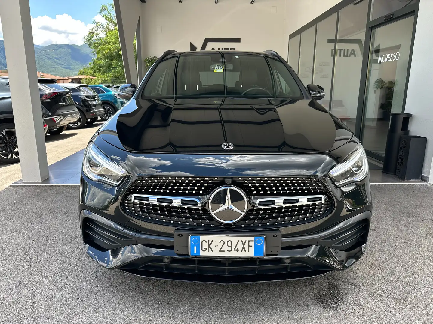 Mercedes-Benz GLA 200 d Premium auto Nero - 2