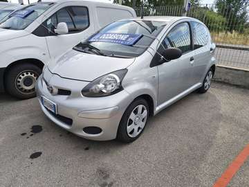 Aygo 5p 1.0 Now Connect