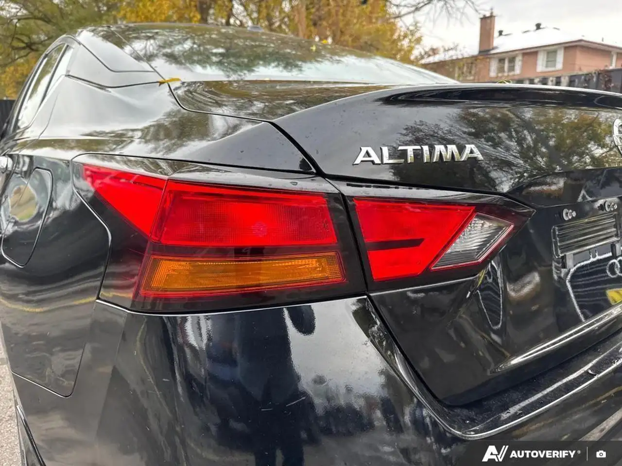 Nissan Altima снимка Nissan Altima