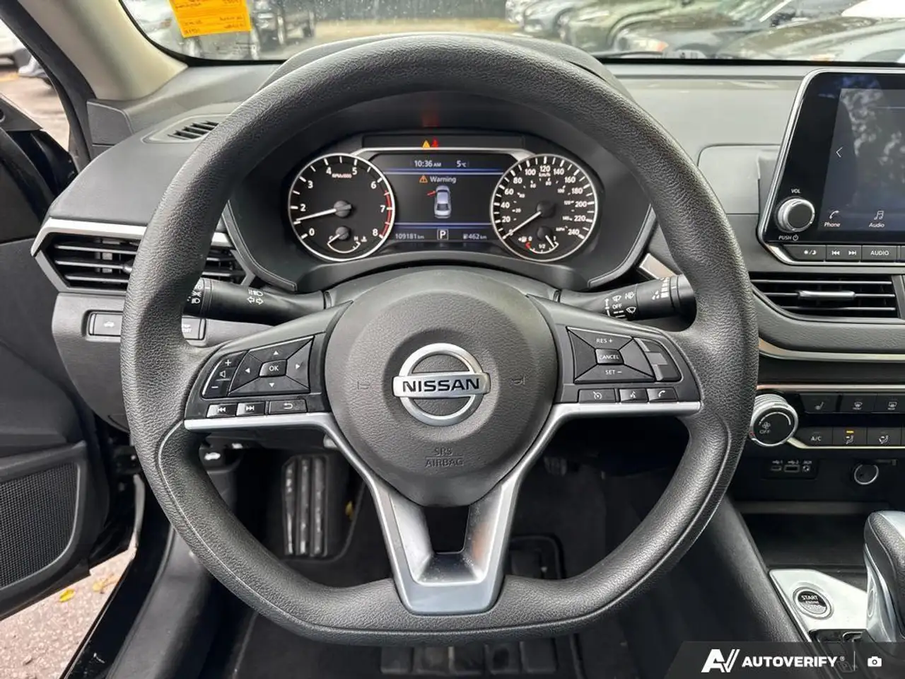 Nissan Altima снимка Nissan Altima