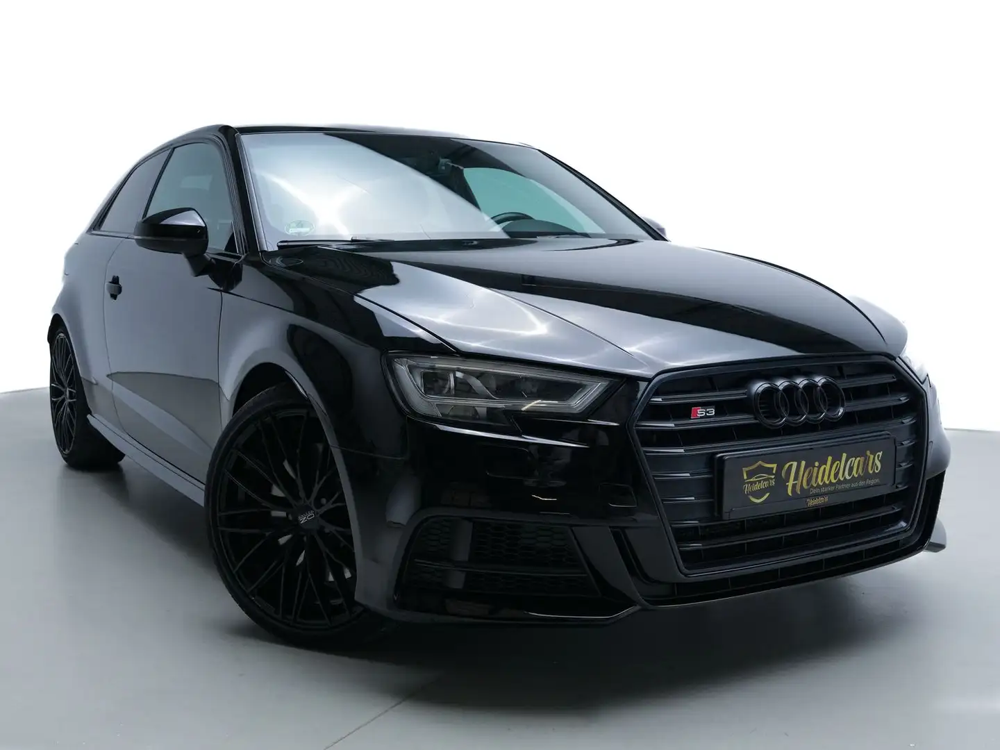 Audi S3 2.0 TFSI quattro LED*AUTOMATIK*B&O*ALCANTARA Schwarz - 1