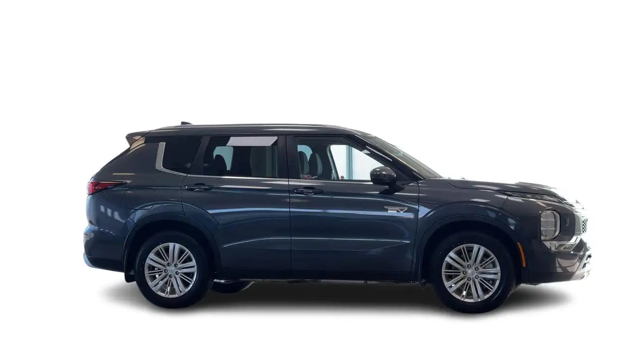 Mitsubishi Outlander снимка Mitsubishi Outlander