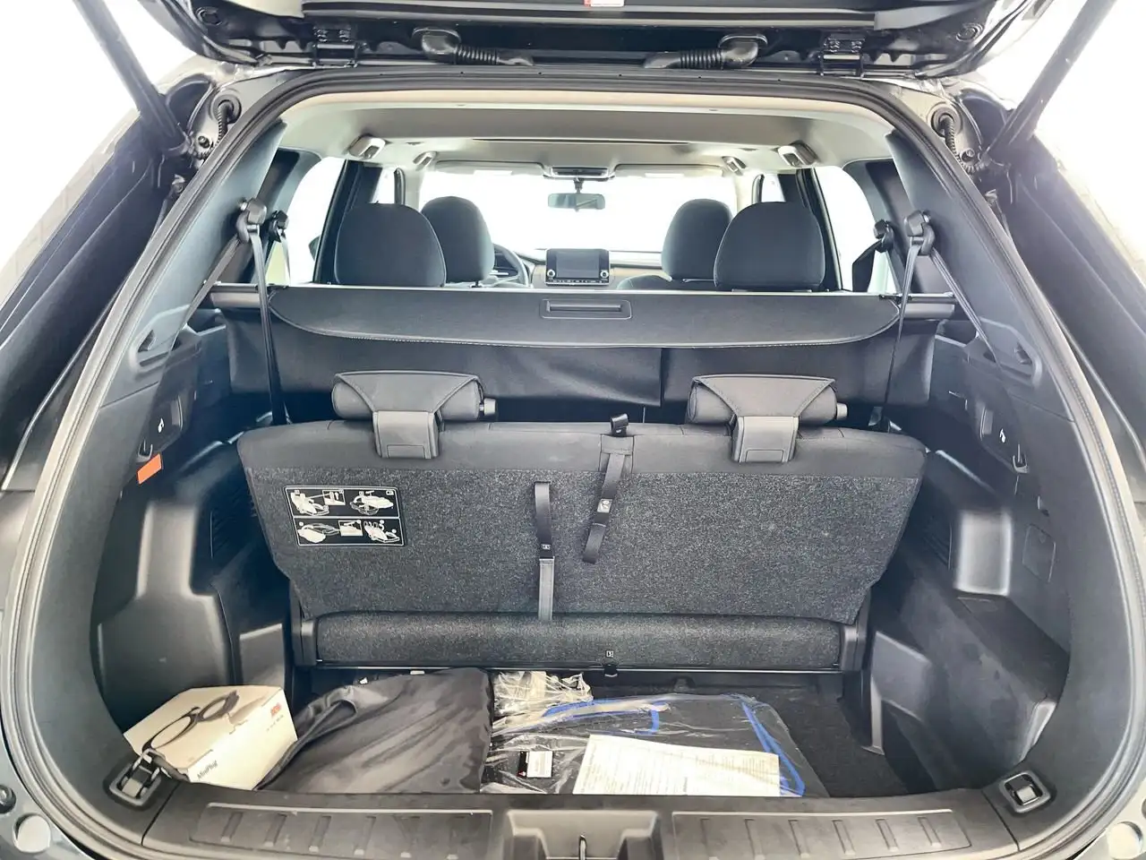 Mitsubishi Outlander снимка Mitsubishi Outlander
