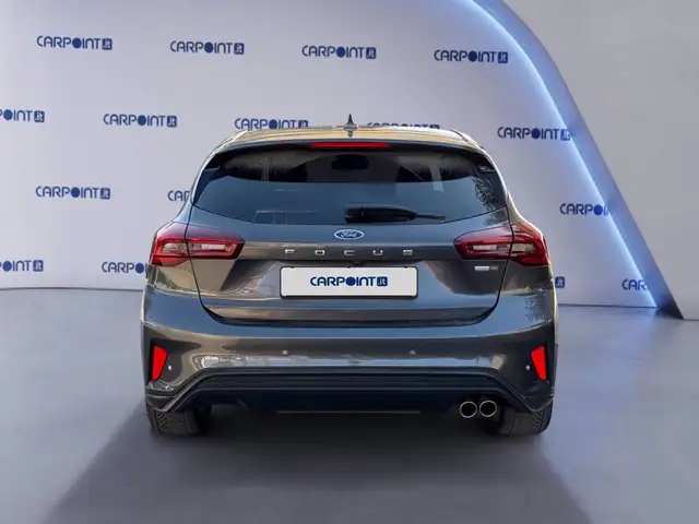 Ford Focus view 4