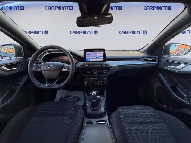 Ford Focus view 10