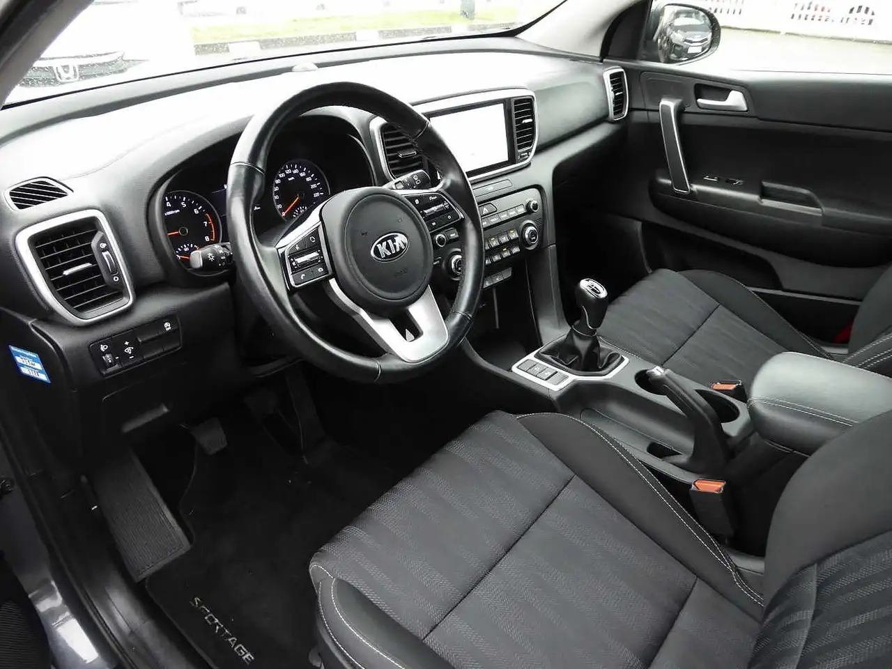 Kia Sportage 1.6 GDI 2WD Final Edition / 1. Hand 8