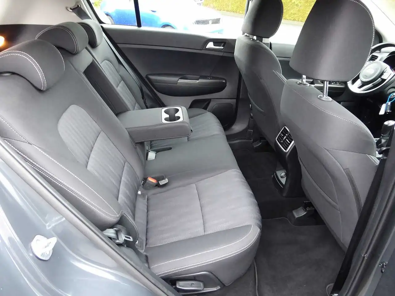 Kia Sportage 1.6 GDI 2WD Final Edition / 1. Hand 13