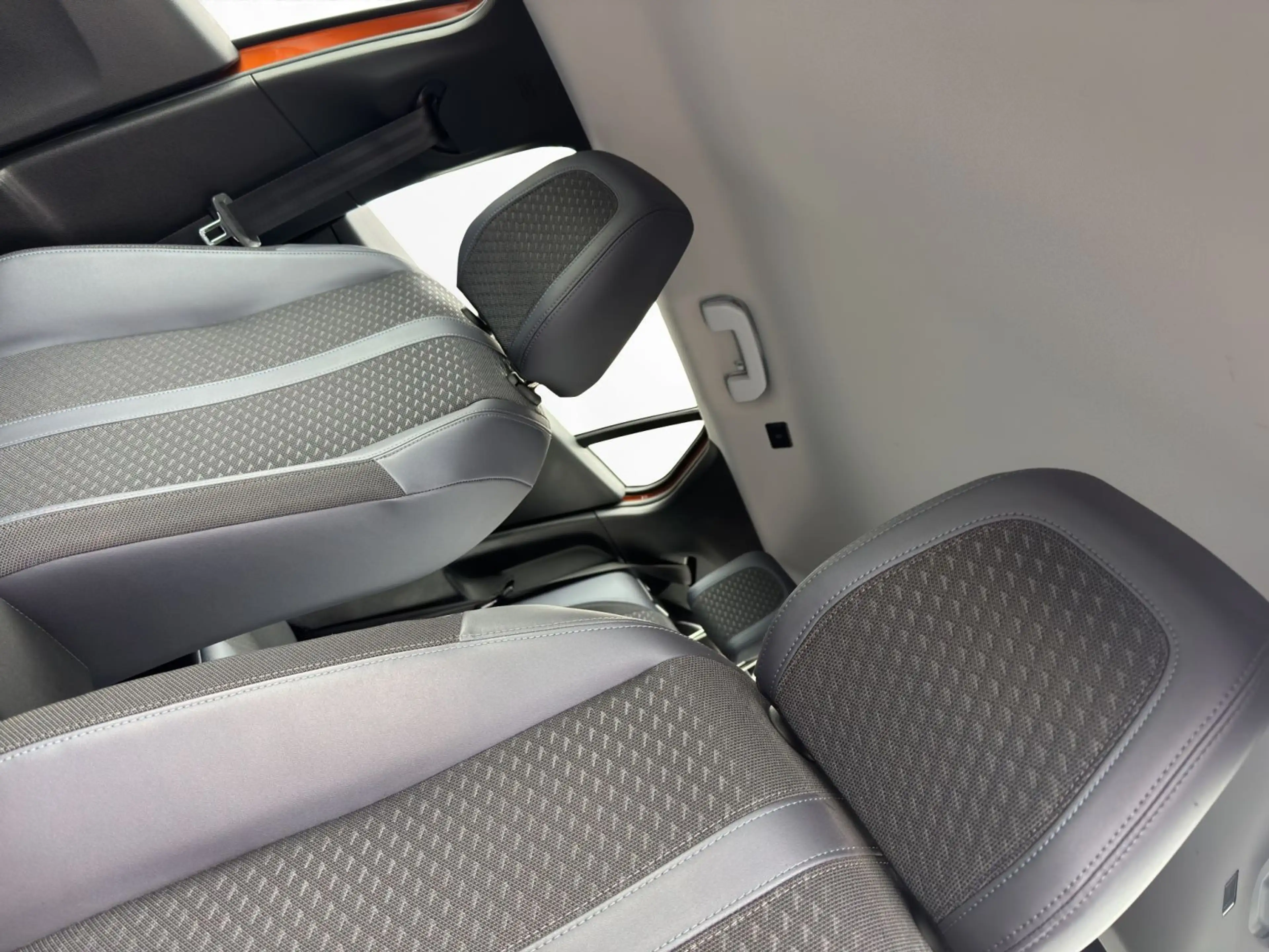Peugeot 2008 Allure PT130 Kamera Navi Sitzheizung Tempom — photo 13