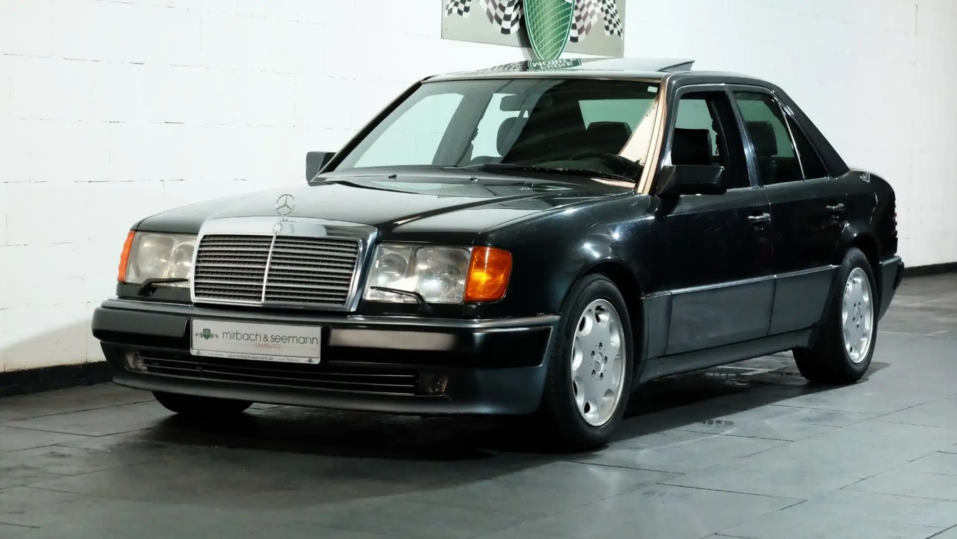 Mercedes-Benz 500 E Klasse Noir - 1