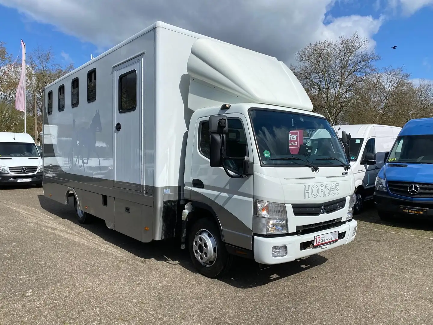 Mitsubishi Canter 7c15 Tunier Pferdetransprter (5-Pferde) Білий - 1