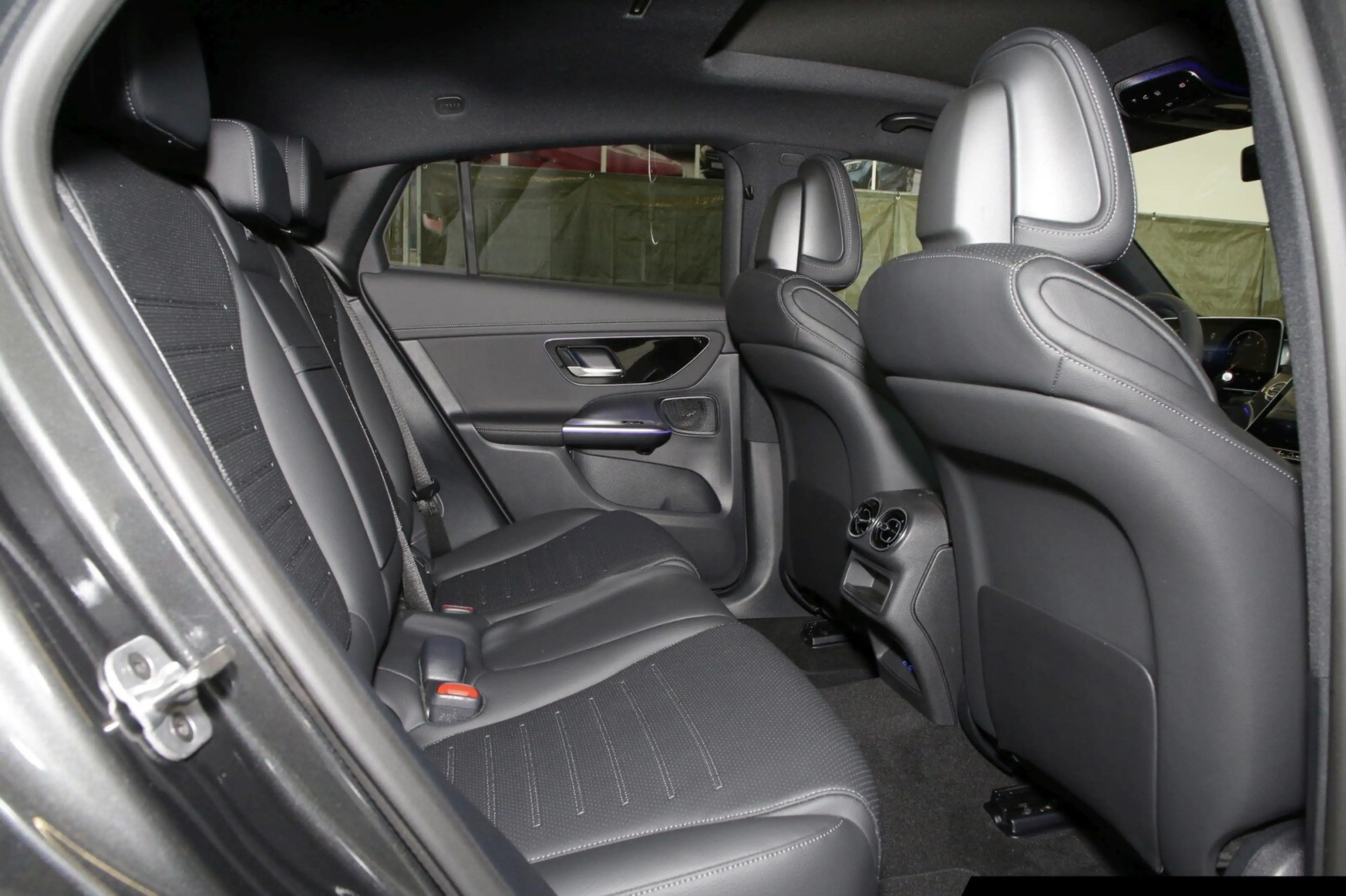 Mercedes-Benz GLC 220 GLC 220 d 4M Coupé AMG Night/Pano/360°/Distr/AHK — photo 9