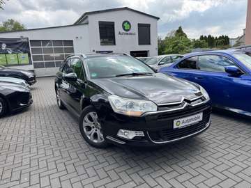 Tourer Exclusive*NAVI*PDC*AHK*XENON*LPG*EXPOR