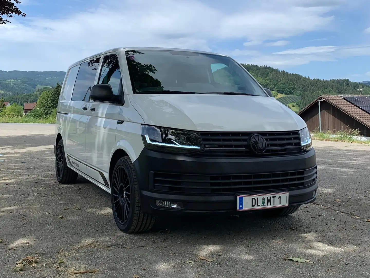 Volkswagen T6 Transporter Fahrgestell KR 2,0 TDI 4Motion BMT Weiß - 1