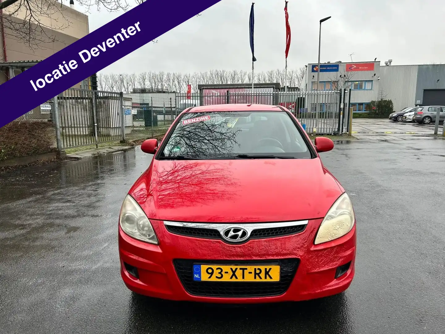 Hyundai i30 1.4i Active Cool AUTO WORDT MET NW APK Rosso - 2