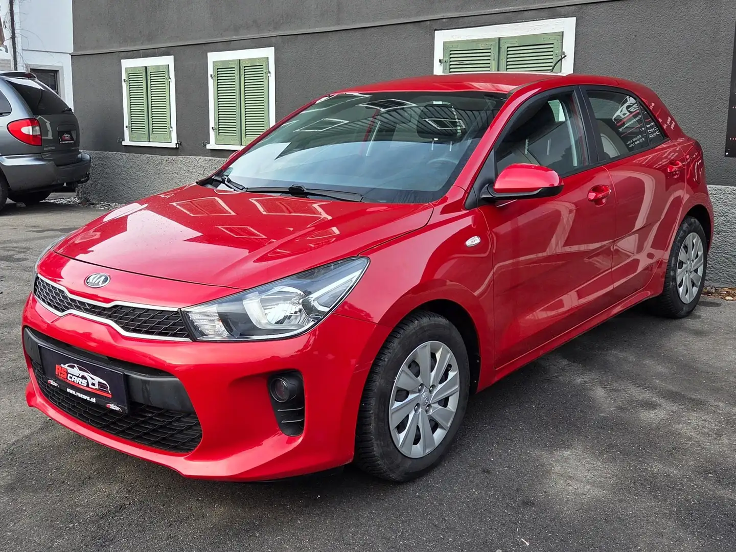 Kia Rio Rot - 1