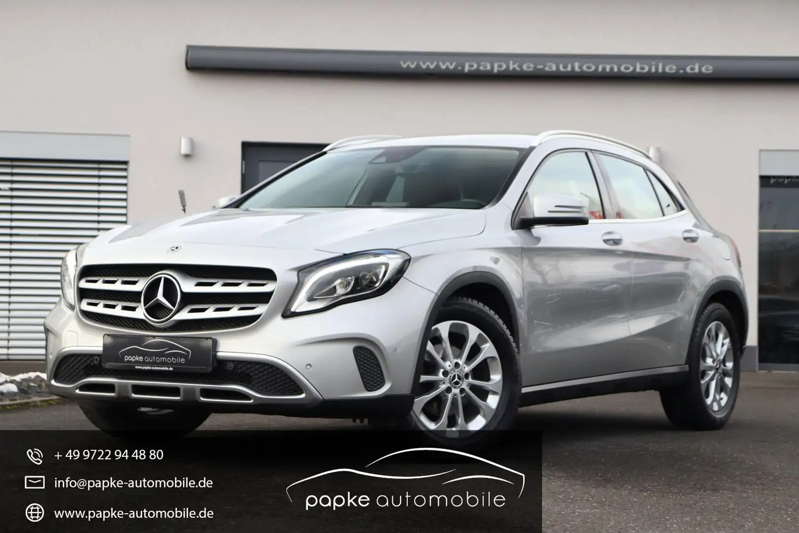 Mercedes-Benz GLA 200 Urban +LED+AHK+BUSINESS+ASSIST+TEMPOMAT+ Silber - 1