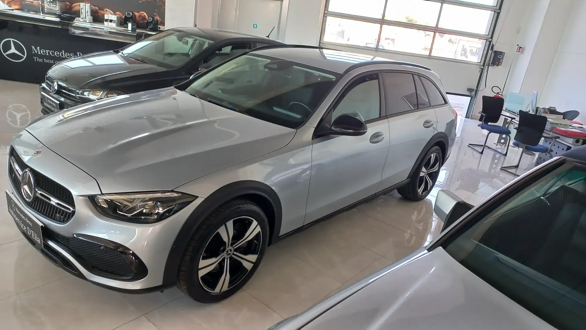 Mercedes-Benz C 220 d SW All-Terrain  mhev Premium 4matic auto Plateado - 2