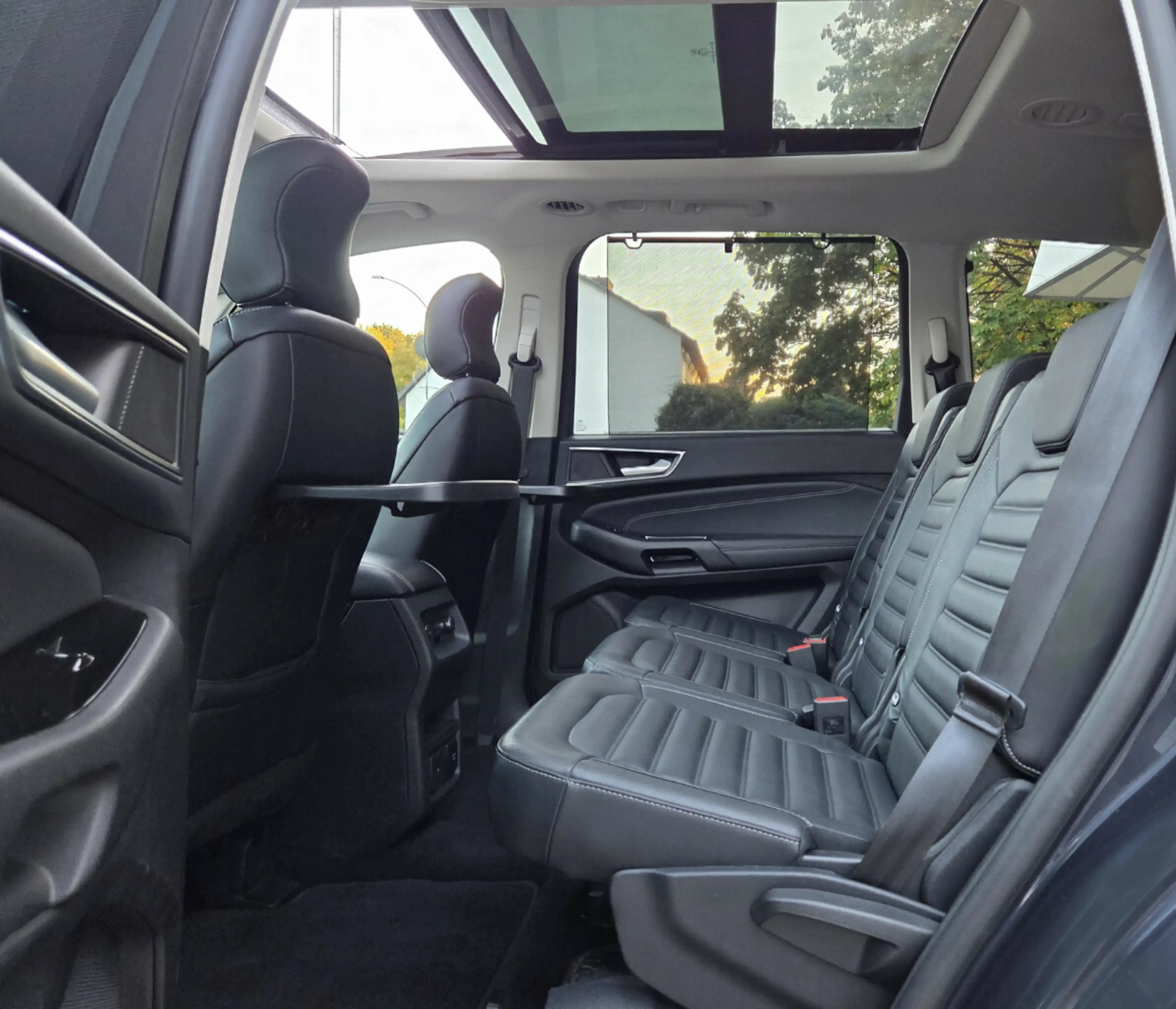Ford Galaxy Vignale,Panor.Voll.Sitzlüft.St.Hzg.AHK.7Sitz. — photo 9