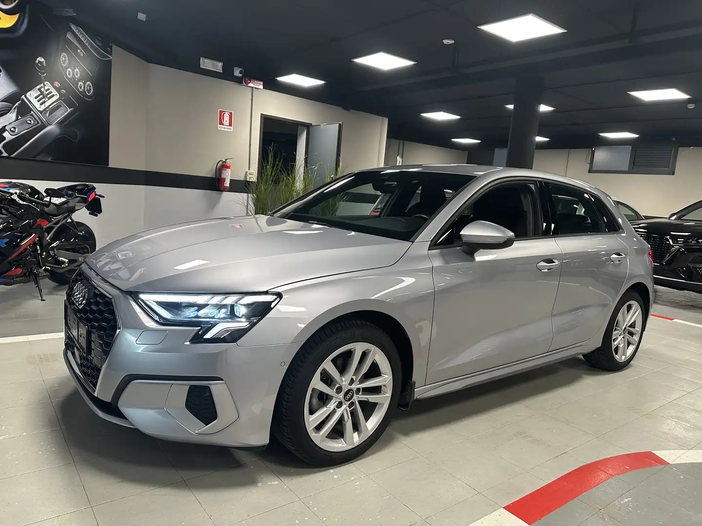 Audi A3 A3 SB 35 1.5 tfsi mhev Business Advance  s-tronic Argent - 1
