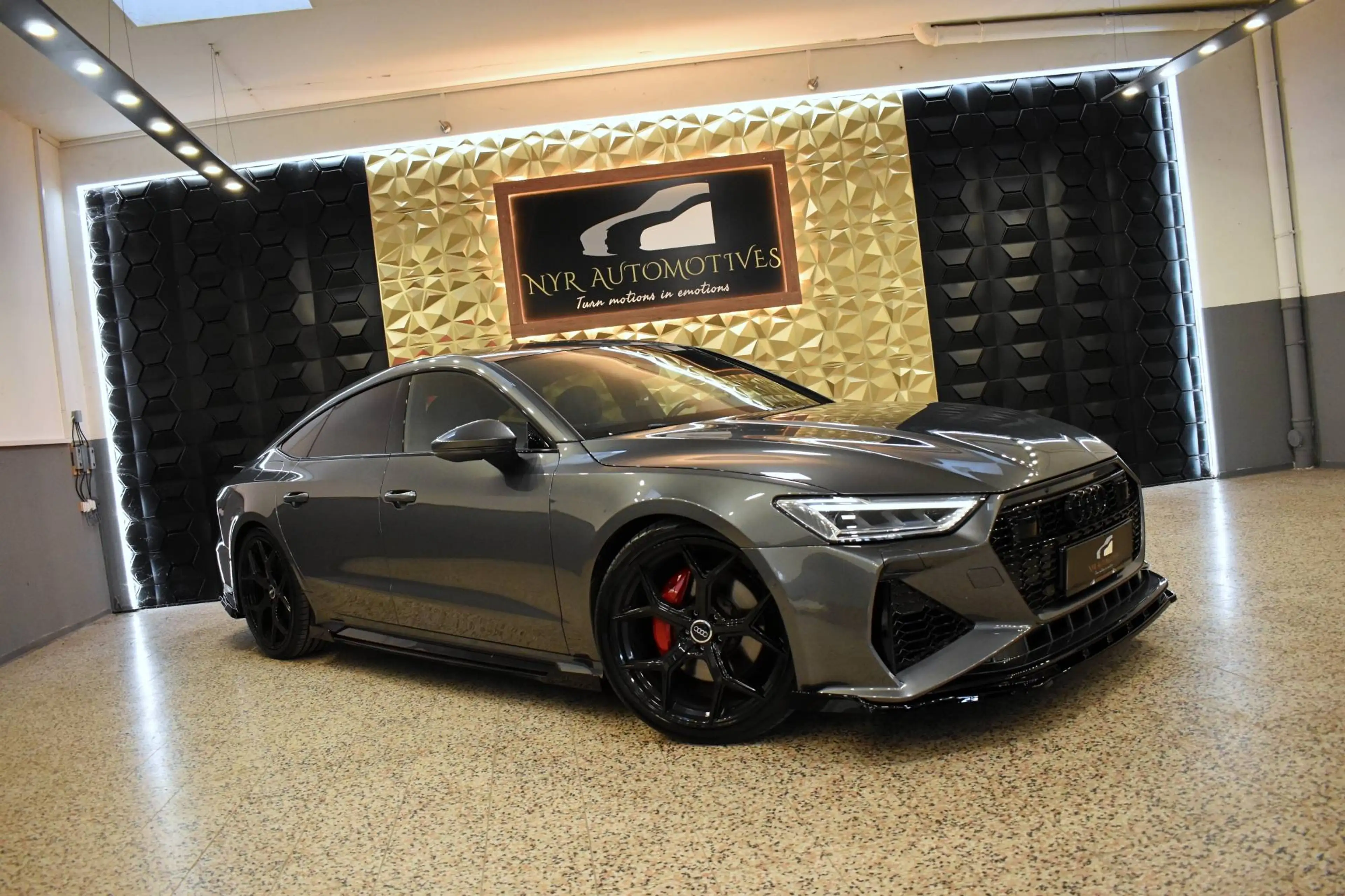 Audi A7 50 TDI quattro Aut. RS7 LOOK, LED, VIRTUAL, ACC, STNDHZG, DOPPELVERGLASUNG, WENIG KM — photo 3