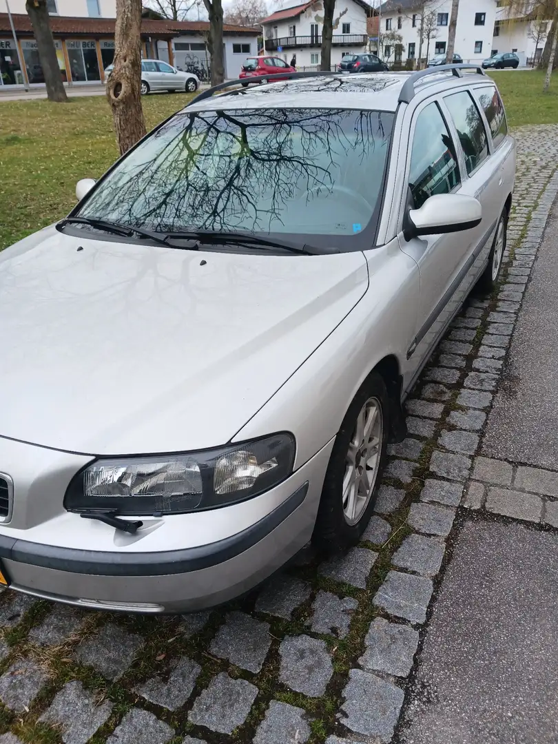 Volvo V70 2 Hd. 2,4l Turbo Benziner durchgeschraubt - 2
