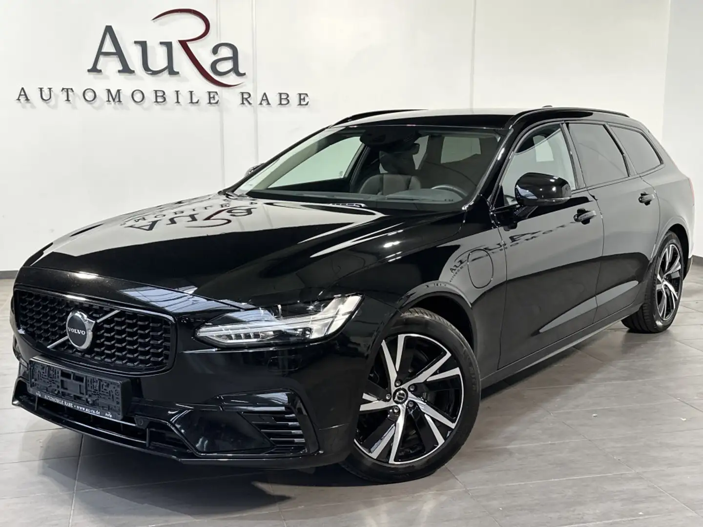 Volvo V90 T6 Hybrid AWD R-Design NAV+LED+KAMERA+H&K+VC Schwarz - 1