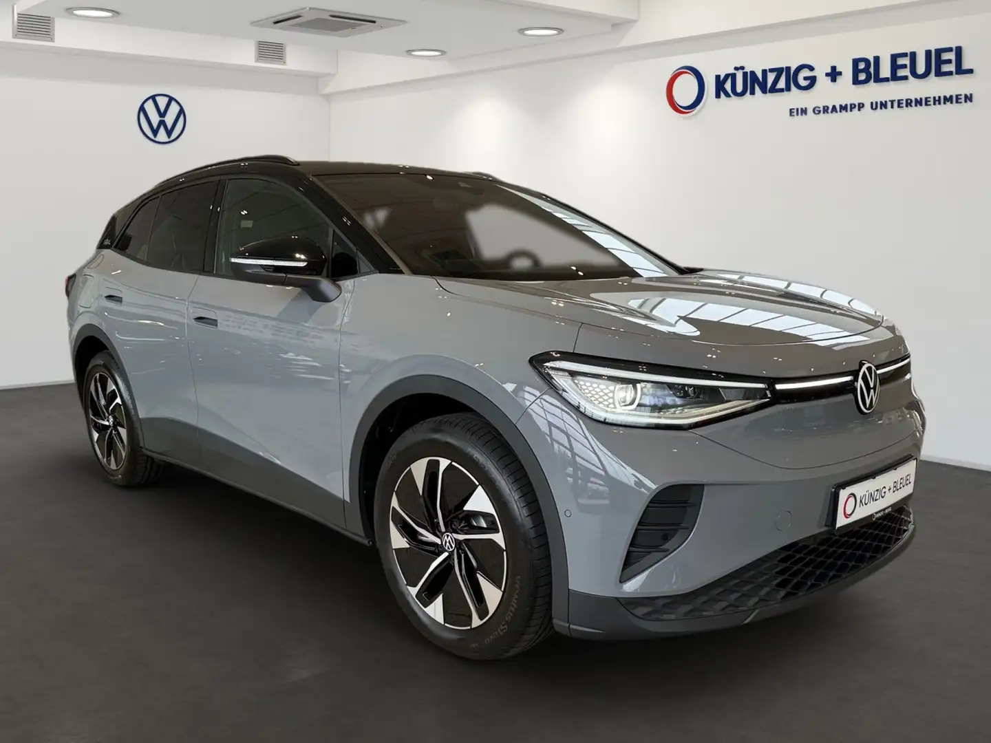Volkswagen ID.4 Pure GOAL 52 kWh KAMERA+NAVI+STANDH Grau - 2