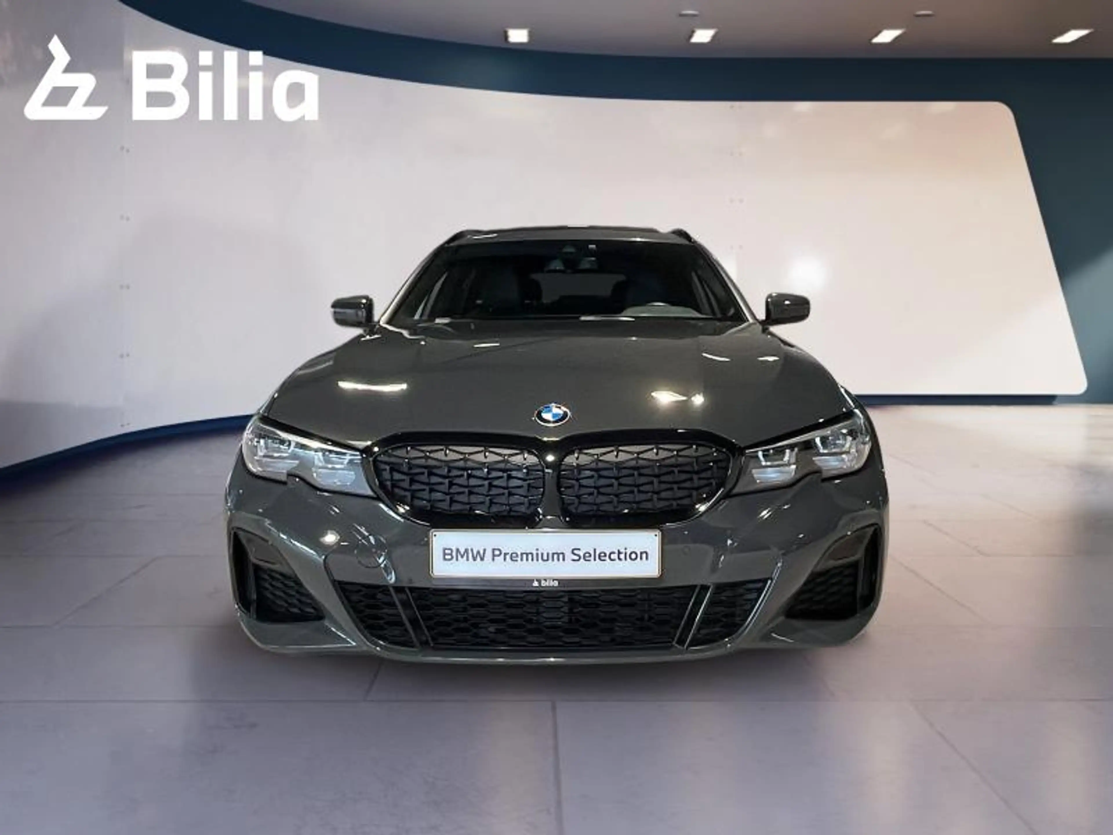 BMW 340 M340d xDrive Touring — photo 2