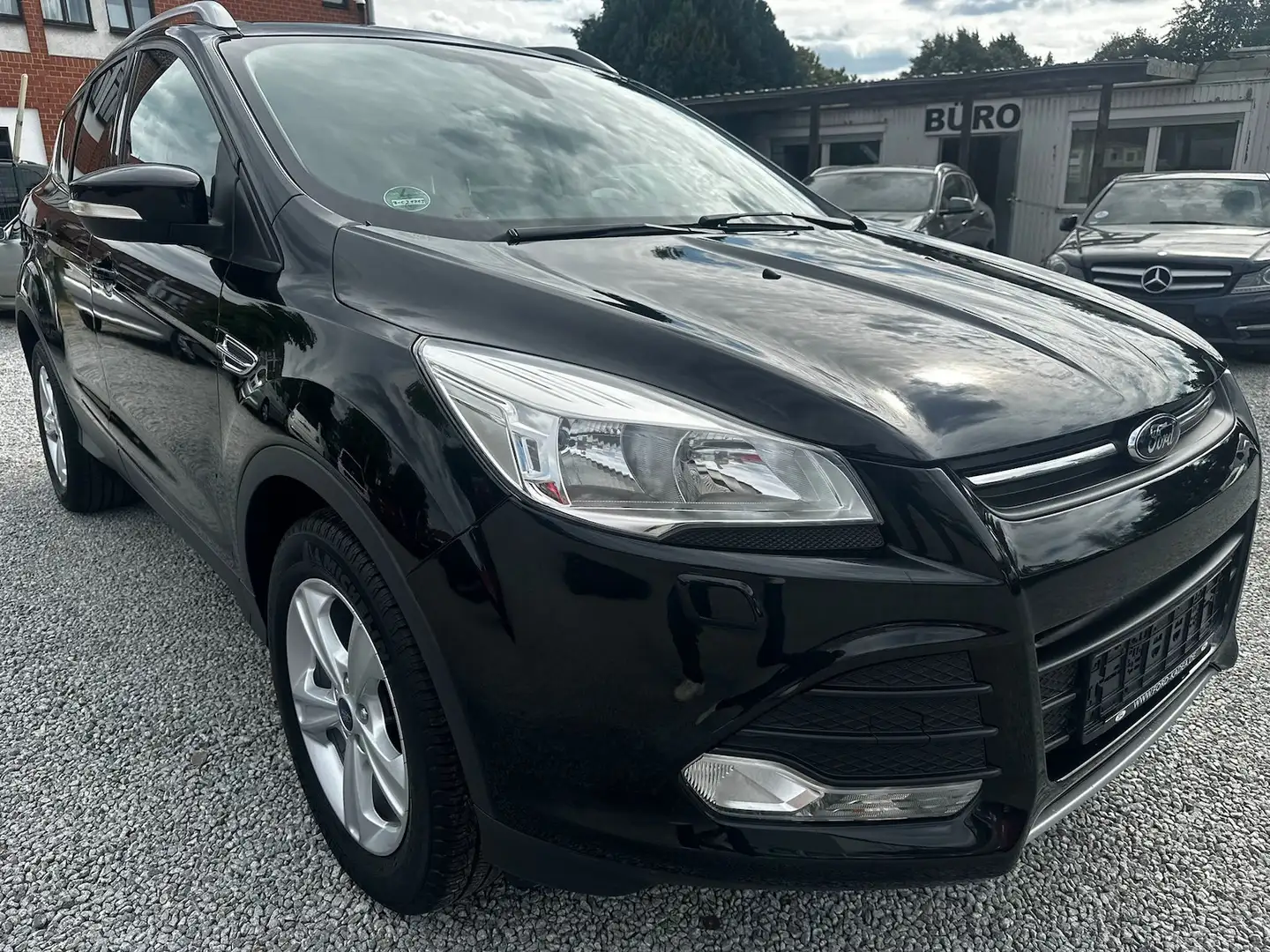 Ford Kuga Sync Edition 1.Hand*Keyless-Go*Sitzheizung Schwarz - 1
