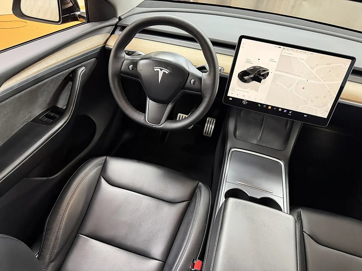 Tesla Model Y Dual Performance Dual AWD Schwarz - 2