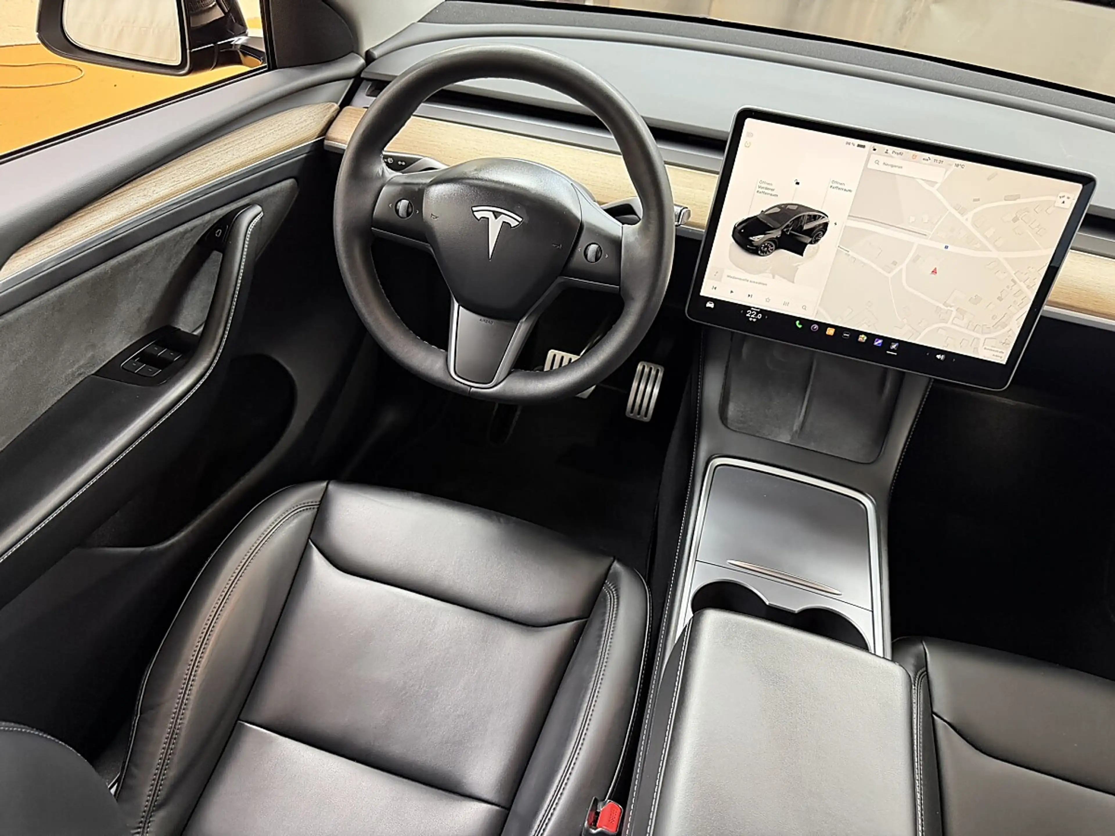 Tesla Model Y Dual Performance Dual AWD — photo 2