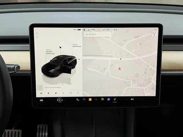 Tesla Model Y view 17