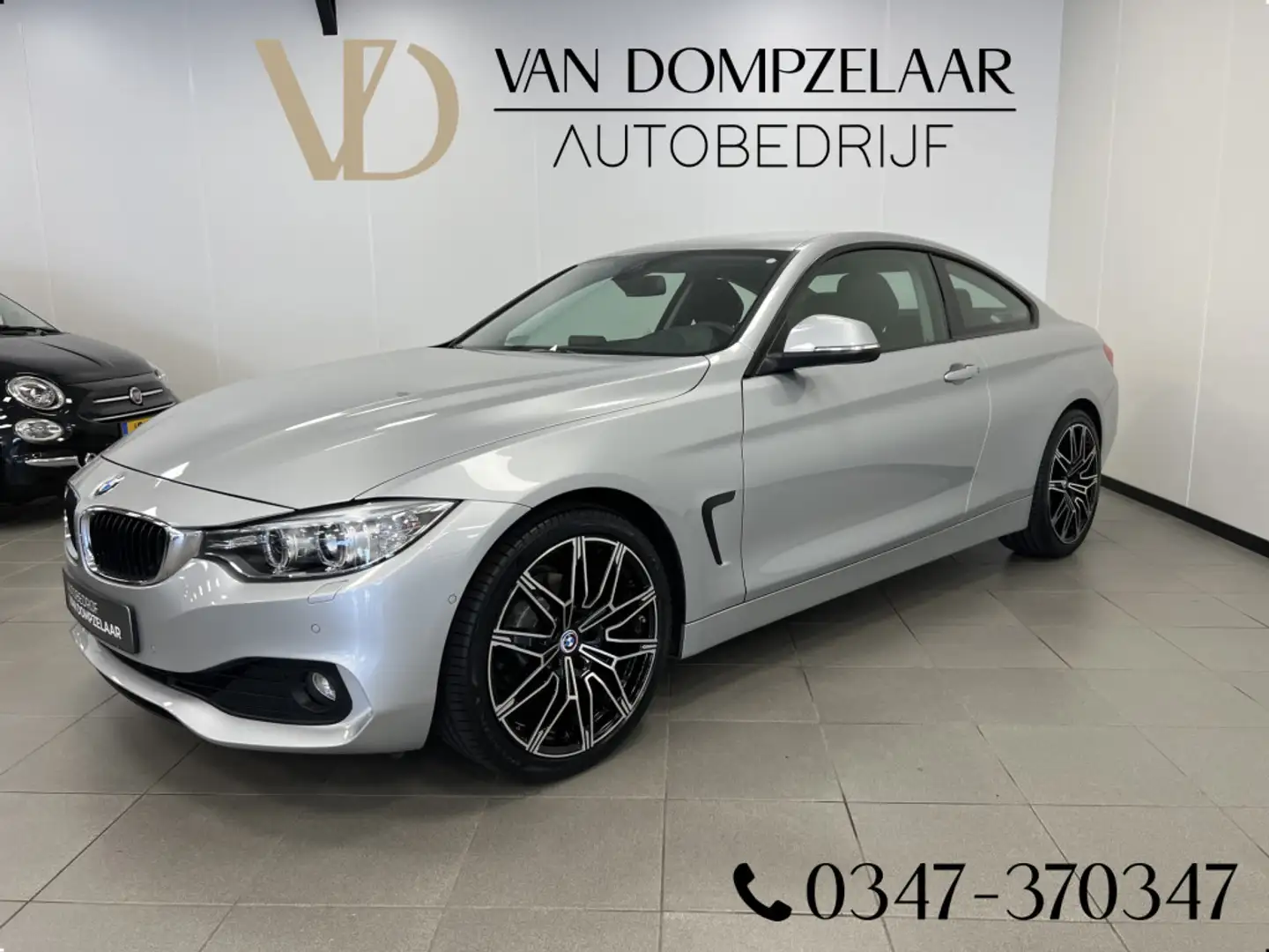 BMW 420 4-serie Coupé 420i Business / AUTOMAAT / NAVI / NW Gris - 1