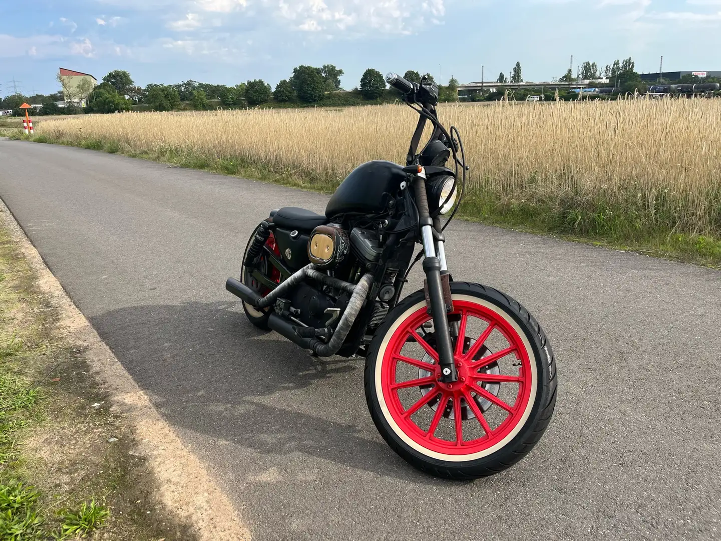 Harley-Davidson Sportster XL 883 Černá - 2