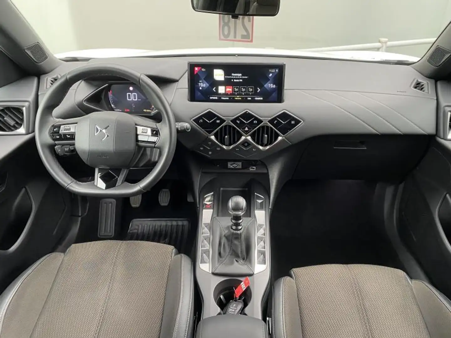 DS Automobiles DS 3 Crossback Bastille Blanc - 2