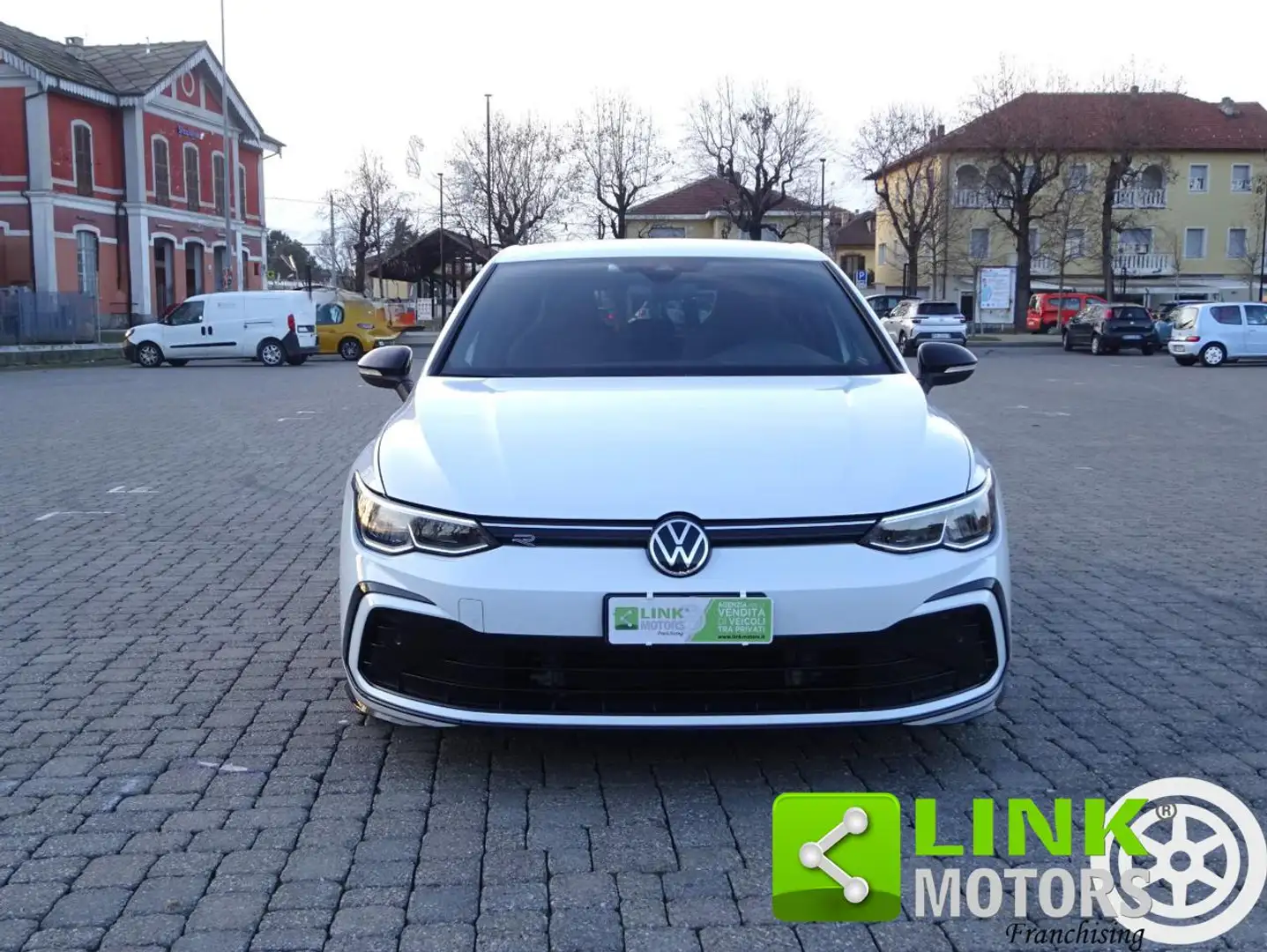 Volkswagen Golf 1.5 TSI EVO ACT R-Line Weiß - 2