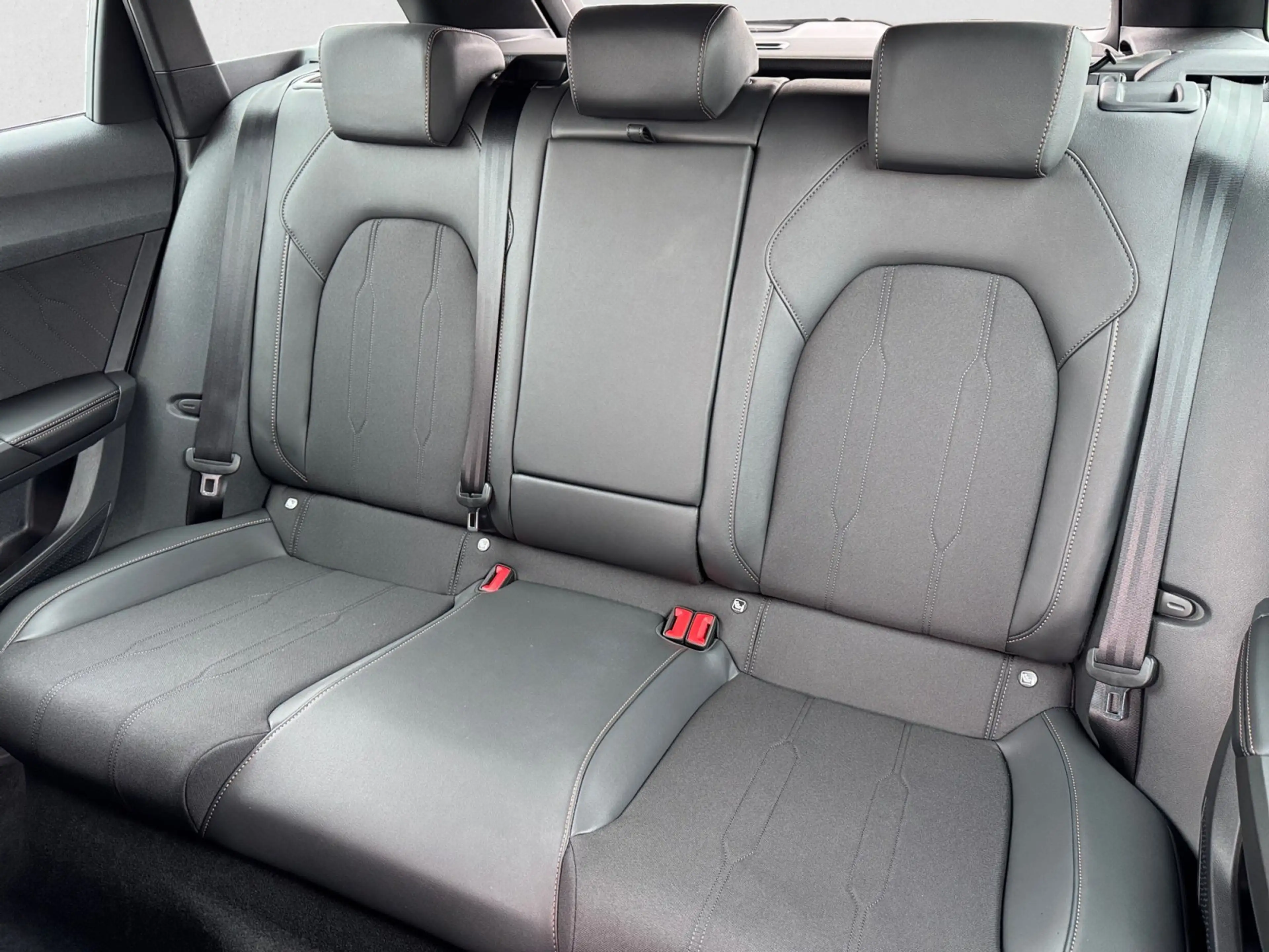 CUPRA Leon ST TDI DSG|AHK|5-J-GARANTIE|NAVI|eHECKKLAPP — photo 10