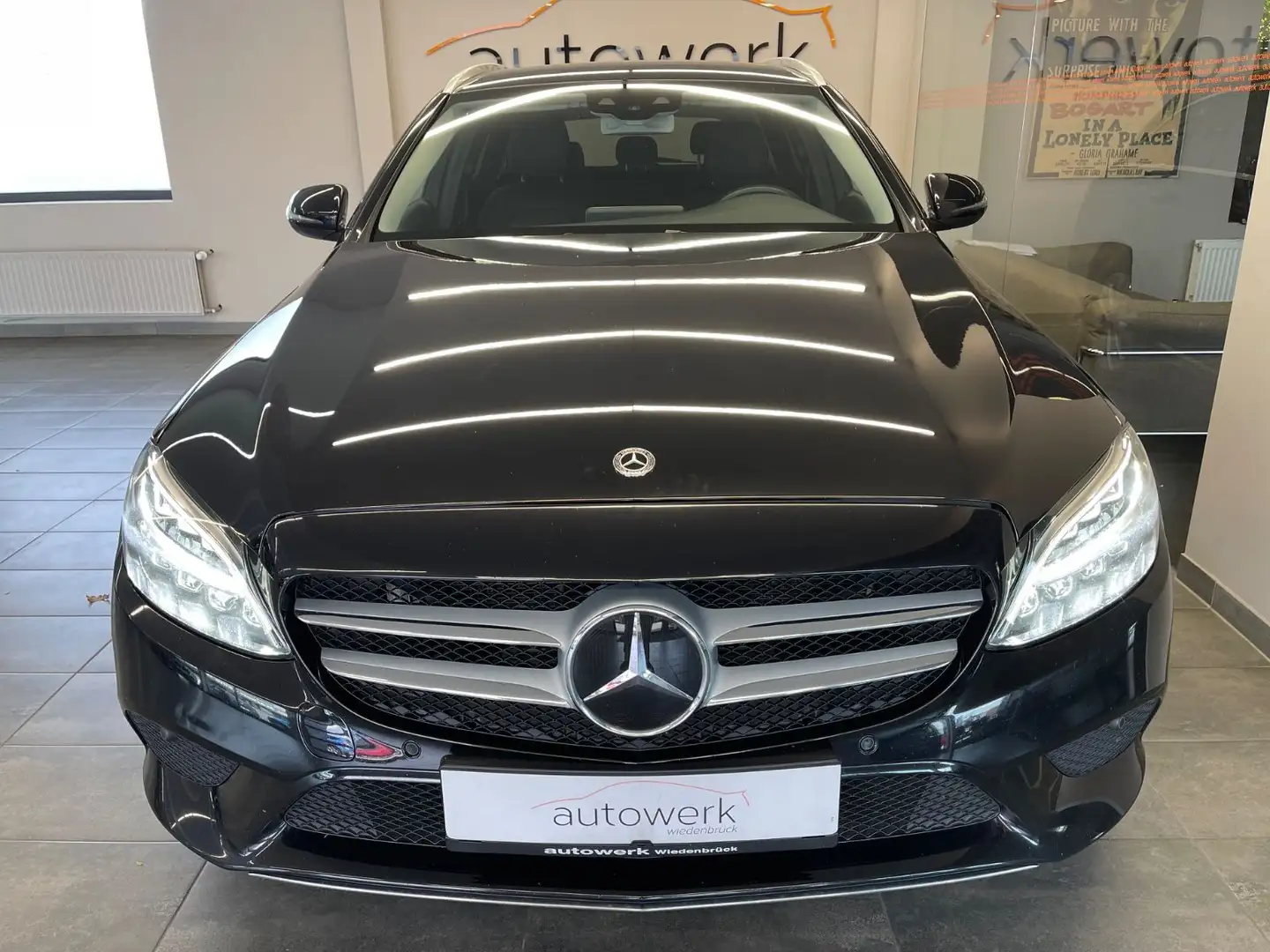 Mercedes-Benz C 220 T d Avantgarde 4Matic *9G/Navi/Leder/LED* Noir - 2