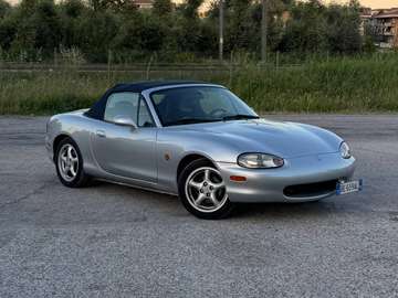 MX-5 II 1999 1.6i 16v