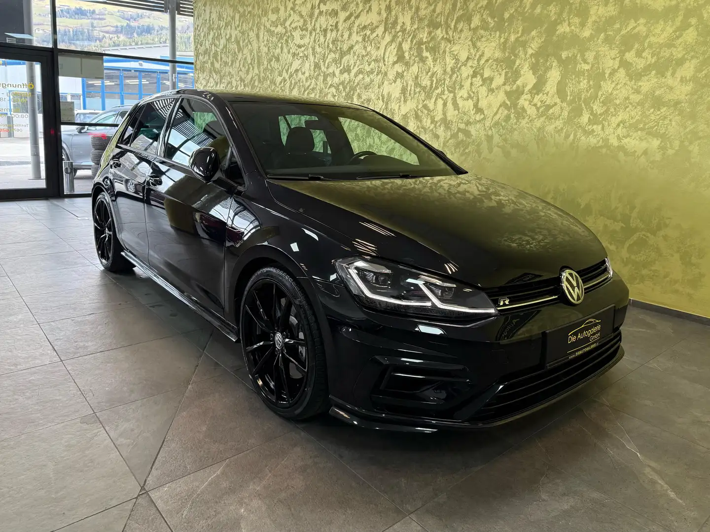 Volkswagen Golf R 4Motion 2,0 TSI *DSG*LED-LIGHT*19-ZOLL* Noir - 2