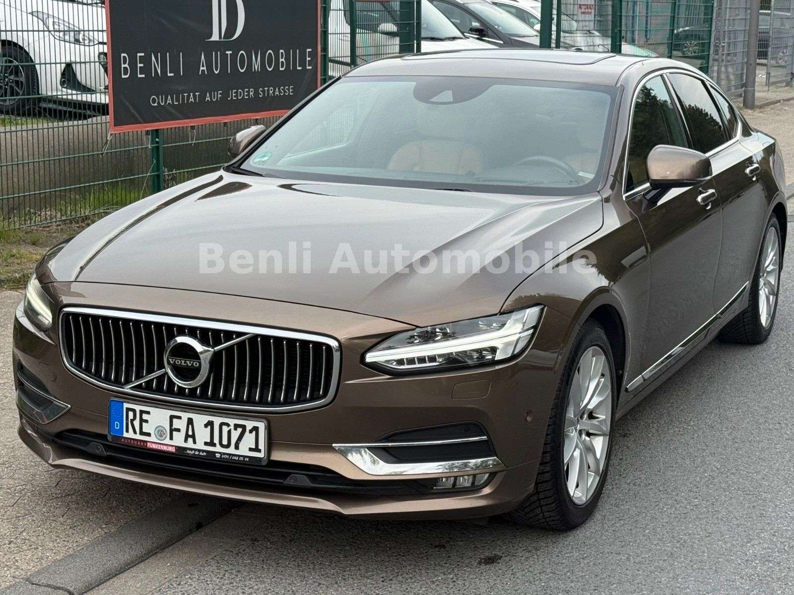 Volvo S90