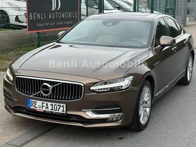 Volvo S90